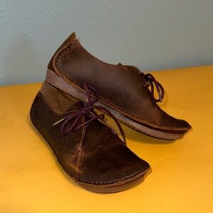 Clarks Janey Mae brown leather Oxford size 7.5